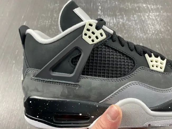 Fear Retro (2013) 626969-030 Pack Jordan 4 0505